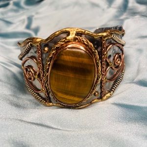 GORGEOUS TIGER EYE BANGLE ✨